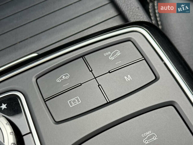 Белый Мерседес GLE-Class Coupe, объемом двигателя 3 л и пробегом 91 тыс. км за 44000 $, фото 75 на Automoto.ua