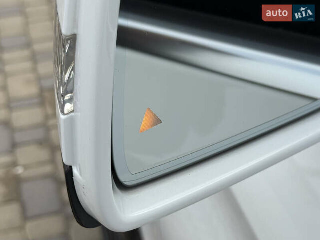 Белый Мерседес GLE-Class Coupe, объемом двигателя 3 л и пробегом 91 тыс. км за 44000 $, фото 33 на Automoto.ua