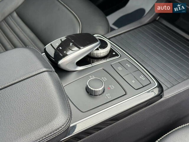 Белый Мерседес GLE-Class Coupe, объемом двигателя 3 л и пробегом 91 тыс. км за 44000 $, фото 99 на Automoto.ua