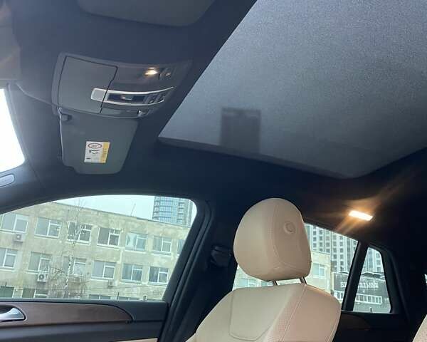 Білий Мерседес GLE-Class Coupe, об'ємом двигуна 3 л та пробігом 41 тис. км за 42550 $, фото 21 на Automoto.ua