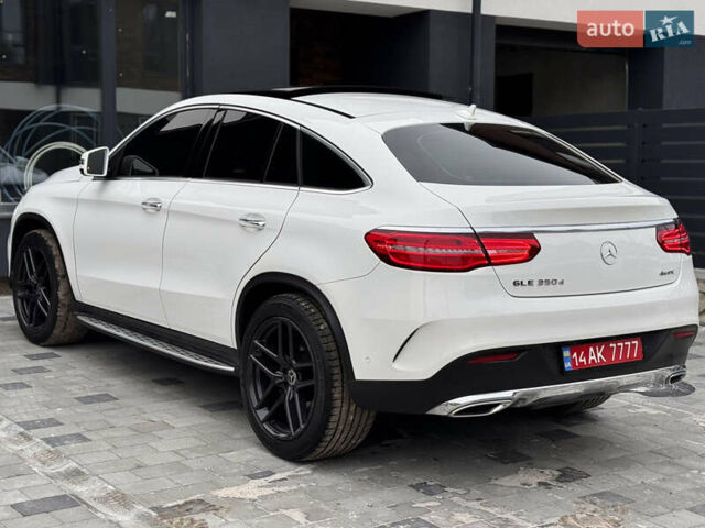 Белый Мерседес GLE-Class Coupe, объемом двигателя 2.99 л и пробегом 154 тыс. км за 42500 $, фото 11 на Automoto.ua