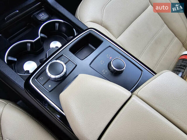 Белый Мерседес GLE-Class Coupe, объемом двигателя 3 л и пробегом 39 тыс. км за 49500 $, фото 4 на Automoto.ua