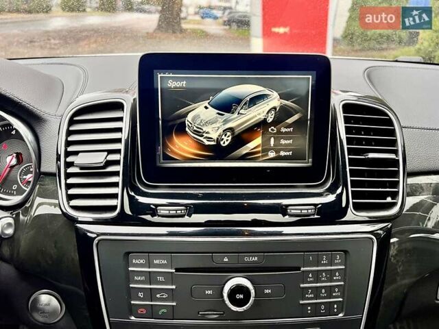 Белый Мерседес GLE-Class Coupe, объемом двигателя 2.99 л и пробегом 84 тыс. км за 47999 $, фото 40 на Automoto.ua