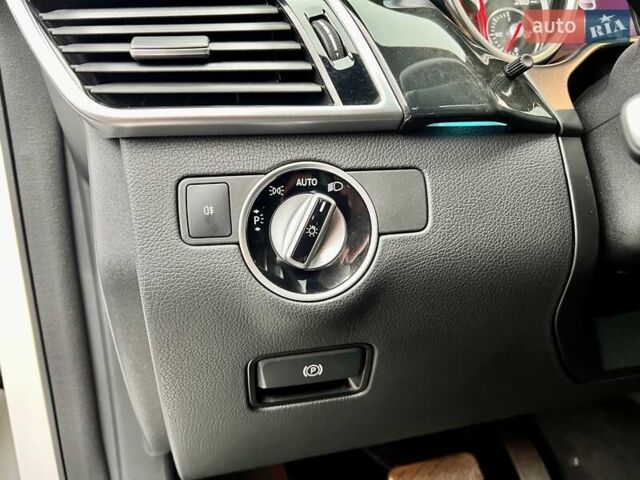 Белый Мерседес GLE-Class Coupe, объемом двигателя 2.99 л и пробегом 84 тыс. км за 47999 $, фото 24 на Automoto.ua