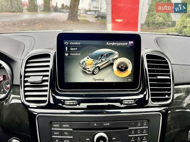 Белый Мерседес GLE-Class Coupe, объемом двигателя 2.99 л и пробегом 84 тыс. км за 47999 $, фото 37 на Automoto.ua