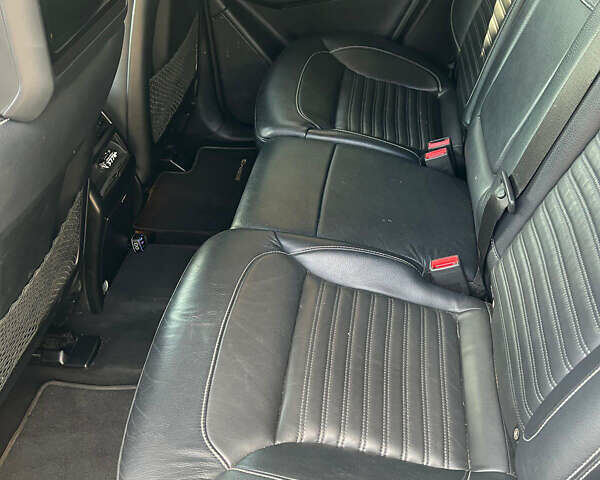 Білий Мерседес GLE-Class Coupe, об'ємом двигуна 3 л та пробігом 140 тис. км за 45000 $, фото 25 на Automoto.ua