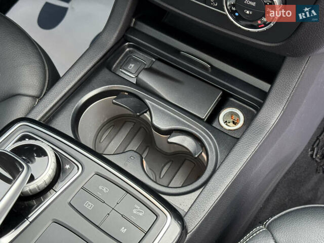 Белый Мерседес GLE-Class Coupe, объемом двигателя 2.99 л и пробегом 154 тыс. км за 42500 $, фото 38 на Automoto.ua