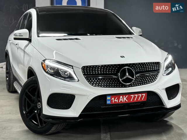 Белый Мерседес GLE-Class Coupe, объемом двигателя 2.99 л и пробегом 154 тыс. км за 42500 $, фото 2 на Automoto.ua