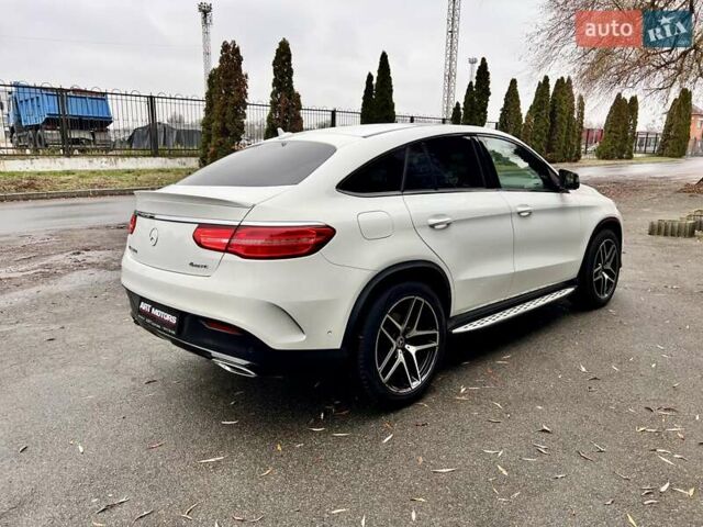 Белый Мерседес GLE-Class Coupe, объемом двигателя 2.99 л и пробегом 84 тыс. км за 47999 $, фото 9 на Automoto.ua