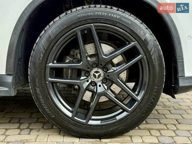 Белый Мерседес GLE-Class Coupe, объемом двигателя 3 л и пробегом 91 тыс. км за 44000 $, фото 16 на Automoto.ua