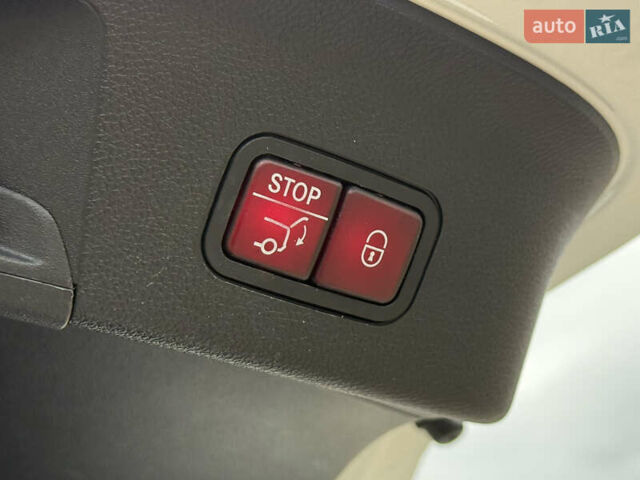 Белый Мерседес GLE-Class Coupe, объемом двигателя 3 л и пробегом 91 тыс. км за 44000 $, фото 84 на Automoto.ua