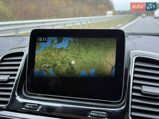 Белый Мерседес GLE-Class Coupe, объемом двигателя 3 л и пробегом 91 тыс. км за 44000 $, фото 110 на Automoto.ua