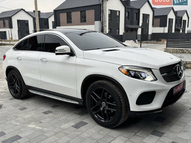 Белый Мерседес GLE-Class Coupe, объемом двигателя 2.99 л и пробегом 154 тыс. км за 42500 $, фото 15 на Automoto.ua