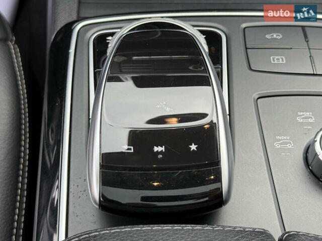 Белый Мерседес GLE-Class Coupe, объемом двигателя 3 л и пробегом 91 тыс. км за 44000 $, фото 73 на Automoto.ua