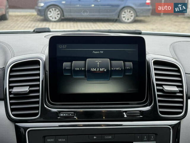 Белый Мерседес GLE-Class Coupe, объемом двигателя 2.99 л и пробегом 154 тыс. км за 42500 $, фото 59 на Automoto.ua