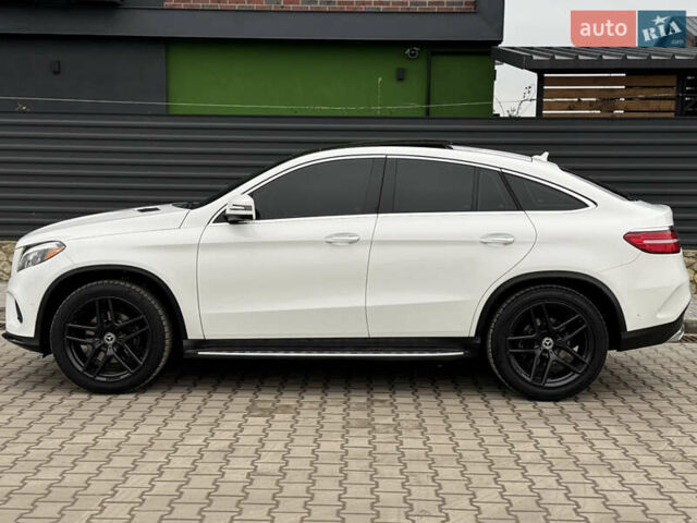 Белый Мерседес GLE-Class Coupe, объемом двигателя 2.99 л и пробегом 154 тыс. км за 42500 $, фото 25 на Automoto.ua