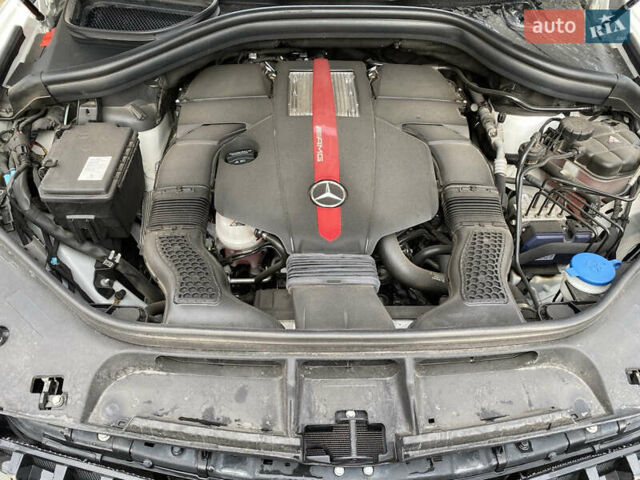 Белый Мерседес GLE-Class Coupe, объемом двигателя 3 л и пробегом 76 тыс. км за 60000 $, фото 14 на Automoto.ua