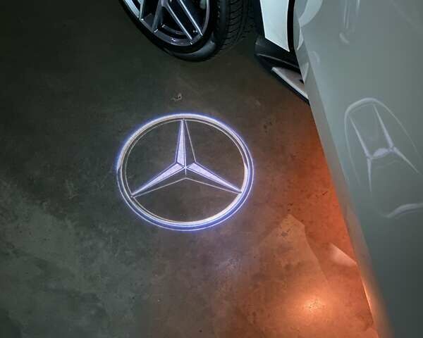 Білий Мерседес GLE-Class Coupe, об'ємом двигуна 3 л та пробігом 41 тис. км за 42550 $, фото 37 на Automoto.ua