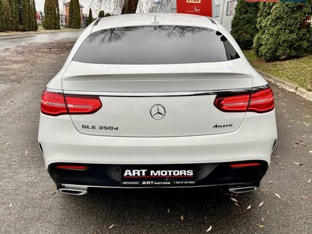 Белый Мерседес GLE-Class Coupe, объемом двигателя 2.99 л и пробегом 84 тыс. км за 47999 $, фото 10 на Automoto.ua