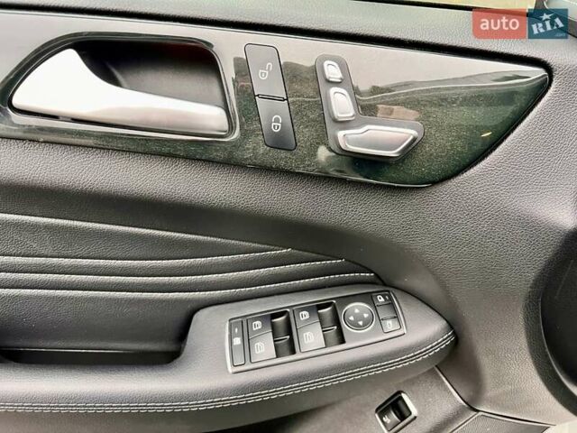 Белый Мерседес GLE-Class Coupe, объемом двигателя 2.99 л и пробегом 84 тыс. км за 47999 $, фото 18 на Automoto.ua