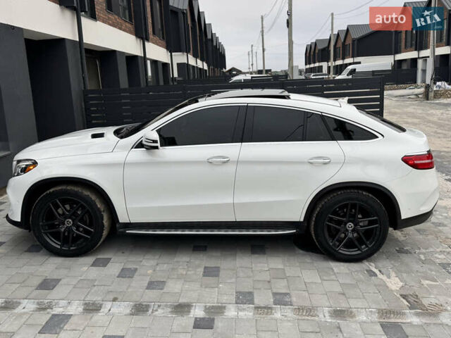 Белый Мерседес GLE-Class Coupe, объемом двигателя 2.99 л и пробегом 154 тыс. км за 42500 $, фото 18 на Automoto.ua