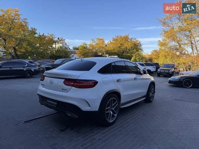Білий Мерседес GLE-Class Coupe, об'ємом двигуна 3 л та пробігом 68 тис. км за 47900 $, фото 6 на Automoto.ua