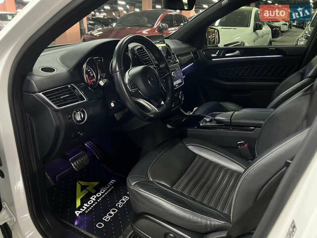 Белый Мерседес GLE-Class Coupe, объемом двигателя 2.99 л и пробегом 124 тыс. км за 47900 $, фото 21 на Automoto.ua