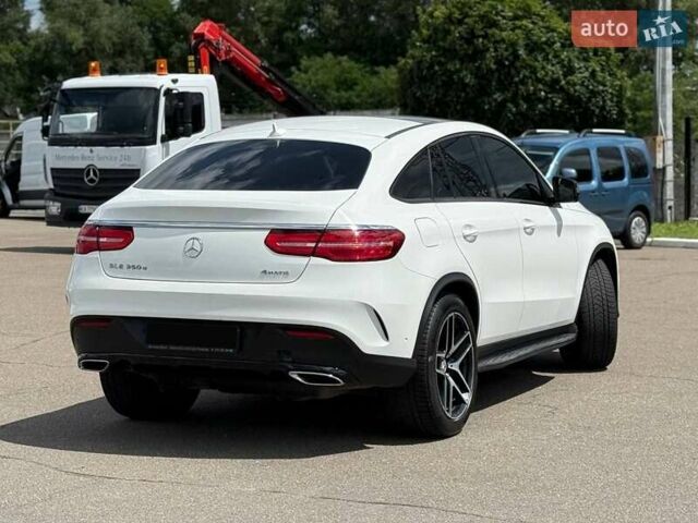 Белый Мерседес GLE-Class Coupe, объемом двигателя 2.99 л и пробегом 121 тыс. км за 43300 $, фото 5 на Automoto.ua