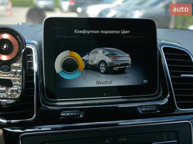 Белый Мерседес GLE-Class Coupe, объемом двигателя 3 л и пробегом 69 тыс. км за 53490 $, фото 30 на Automoto.ua
