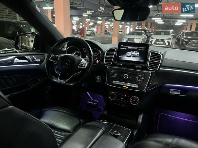 Белый Мерседес GLE-Class Coupe, объемом двигателя 2.99 л и пробегом 124 тыс. км за 47900 $, фото 37 на Automoto.ua