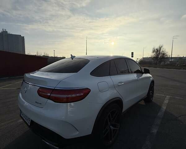 Белый Мерседес GLE-Class Coupe, объемом двигателя 3 л и пробегом 58 тыс. км за 47500 $, фото 9 на Automoto.ua