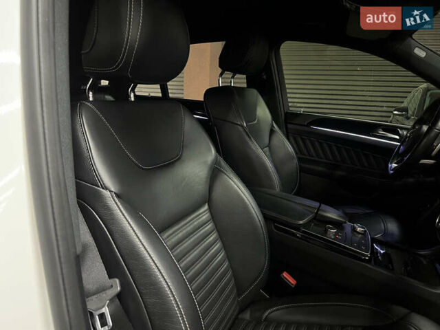 Белый Мерседес GLE-Class Coupe, объемом двигателя 2.99 л и пробегом 124 тыс. км за 47900 $, фото 36 на Automoto.ua