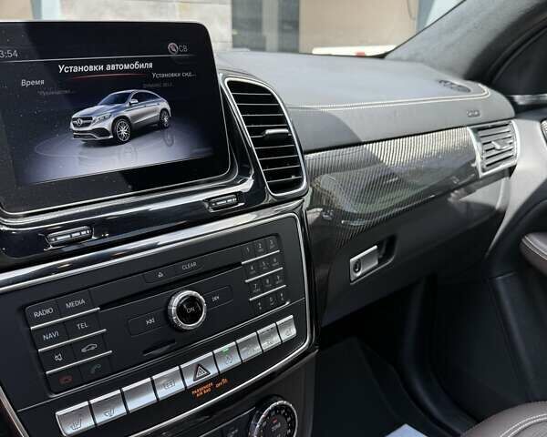 Белый Мерседес GLE-Class Coupe, объемом двигателя 5.46 л и пробегом 99 тыс. км за 65000 $, фото 44 на Automoto.ua