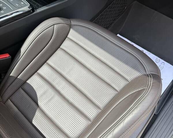 Белый Мерседес GLE-Class Coupe, объемом двигателя 5.46 л и пробегом 99 тыс. км за 65000 $, фото 14 на Automoto.ua