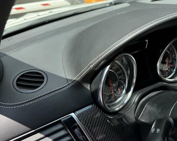 Белый Мерседес GLE-Class Coupe, объемом двигателя 5.46 л и пробегом 99 тыс. км за 65000 $, фото 39 на Automoto.ua
