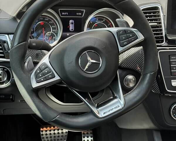 Белый Мерседес GLE-Class Coupe, объемом двигателя 5.46 л и пробегом 99 тыс. км за 65000 $, фото 35 на Automoto.ua