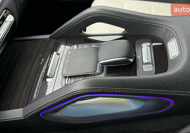 Белый Мерседес GLE-Class Coupe, объемом двигателя 2.93 л и пробегом 90 тыс. км за 77500 $, фото 24 на Automoto.ua