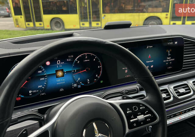 Белый Мерседес GLE-Class Coupe, объемом двигателя 2.93 л и пробегом 90 тыс. км за 77500 $, фото 28 на Automoto.ua