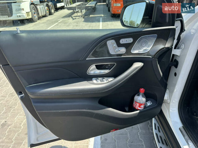 Белый Мерседес GLE-Class Coupe, объемом двигателя 3 л и пробегом 27 тыс. км за 82900 $, фото 9 на Automoto.ua