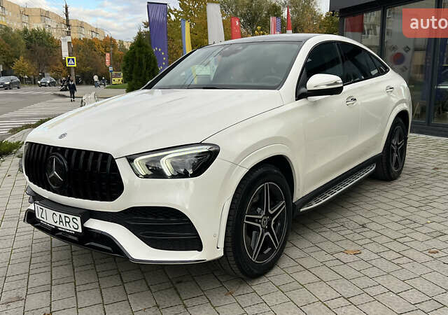 Белый Мерседес GLE-Class Coupe, объемом двигателя 2.93 л и пробегом 90 тыс. км за 77500 $, фото 2 на Automoto.ua