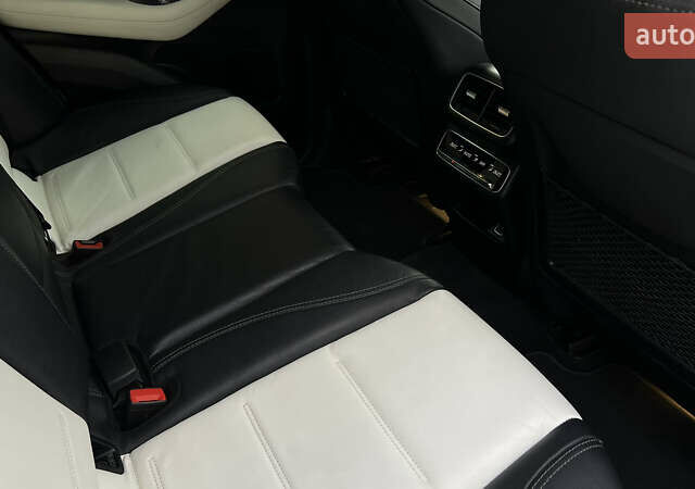 Белый Мерседес GLE-Class Coupe, объемом двигателя 2.93 л и пробегом 90 тыс. км за 77500 $, фото 52 на Automoto.ua