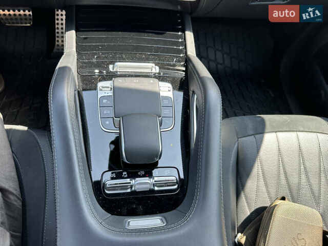 Белый Мерседес GLE-Class Coupe, объемом двигателя 3 л и пробегом 27 тыс. км за 82900 $, фото 12 на Automoto.ua