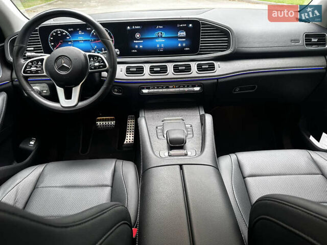 Мерседес GLE-Class Coupe 2020 в Киеве на Automoto.ua Белый Мерседес GLE-Class Coupe, объемом двигателя 3 л и пробегом 97 тыс. км за 76000 $, фото 7 на Automoto.ua