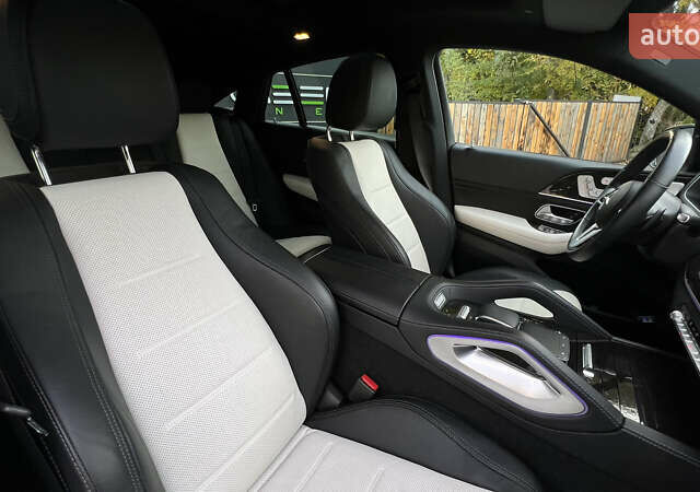 Белый Мерседес GLE-Class Coupe, объемом двигателя 2.93 л и пробегом 90 тыс. км за 77500 $, фото 57 на Automoto.ua