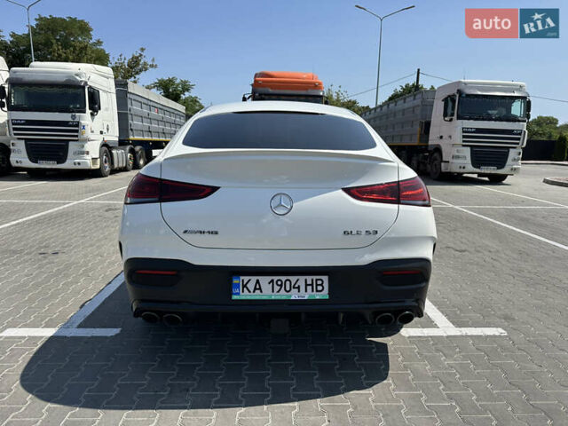 Белый Мерседес GLE-Class Coupe, объемом двигателя 3 л и пробегом 27 тыс. км за 82900 $, фото 3 на Automoto.ua
