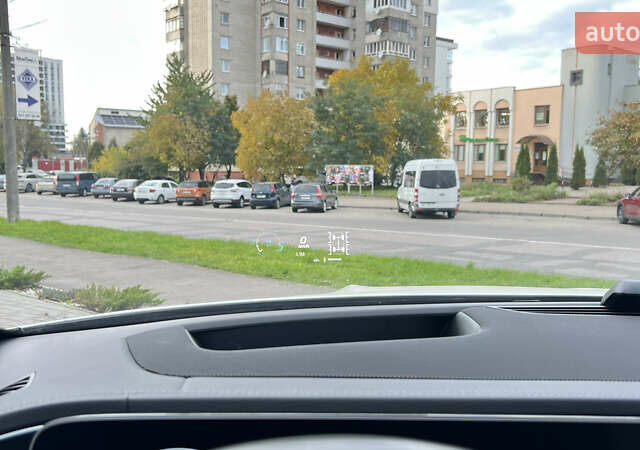 Белый Мерседес GLE-Class Coupe, объемом двигателя 2.93 л и пробегом 90 тыс. км за 77500 $, фото 16 на Automoto.ua