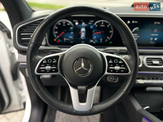 Белый Мерседес GLE-Class Coupe, объемом двигателя 2.93 л и пробегом 90 тыс. км за 77500 $, фото 14 на Automoto.ua