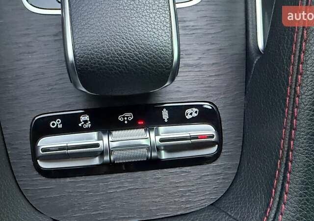 Білий Мерседес GLE-Class Coupe, об'ємом двигуна 3 л та пробігом 37 тис. км за 79999 $, фото 29 на Automoto.ua