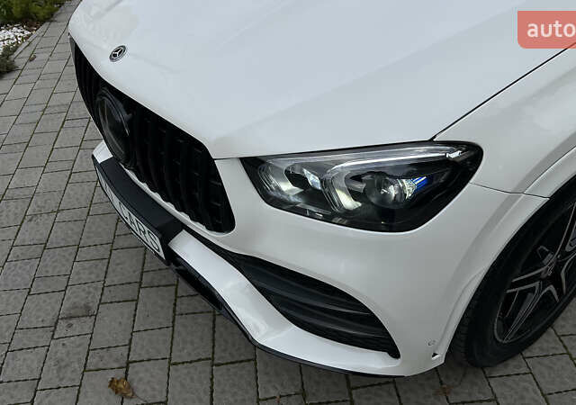 Белый Мерседес GLE-Class Coupe, объемом двигателя 2.93 л и пробегом 90 тыс. км за 77500 $, фото 11 на Automoto.ua