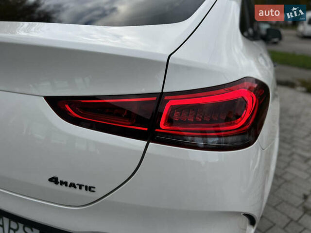 Белый Мерседес GLE-Class Coupe, объемом двигателя 2.93 л и пробегом 90 тыс. км за 77500 $, фото 7 на Automoto.ua